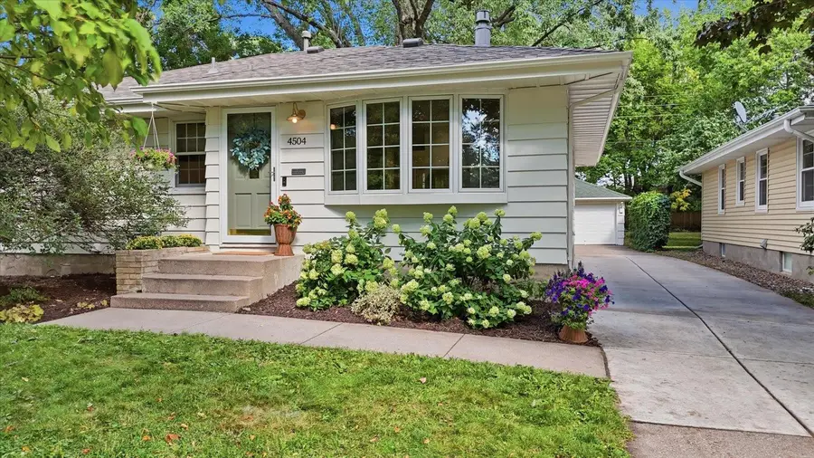 4504 Halifax Avenue N, Robbinsdale, MN 55422 - #2