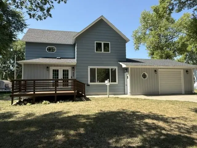 423 12th Street N, Breckenridge, MN 56520 - #1