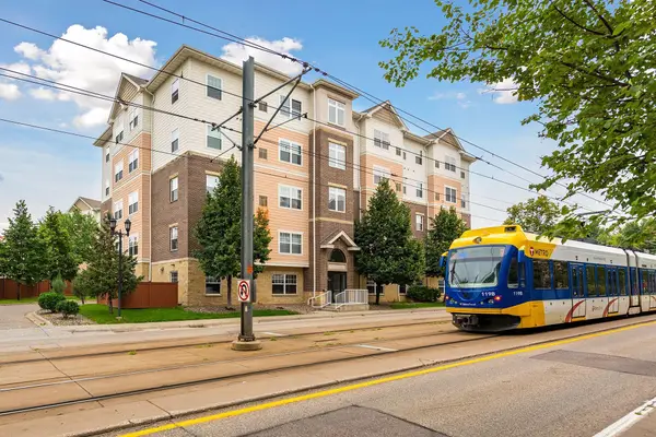 4824 E 53rd Street #307, Minneapolis, MN 55417