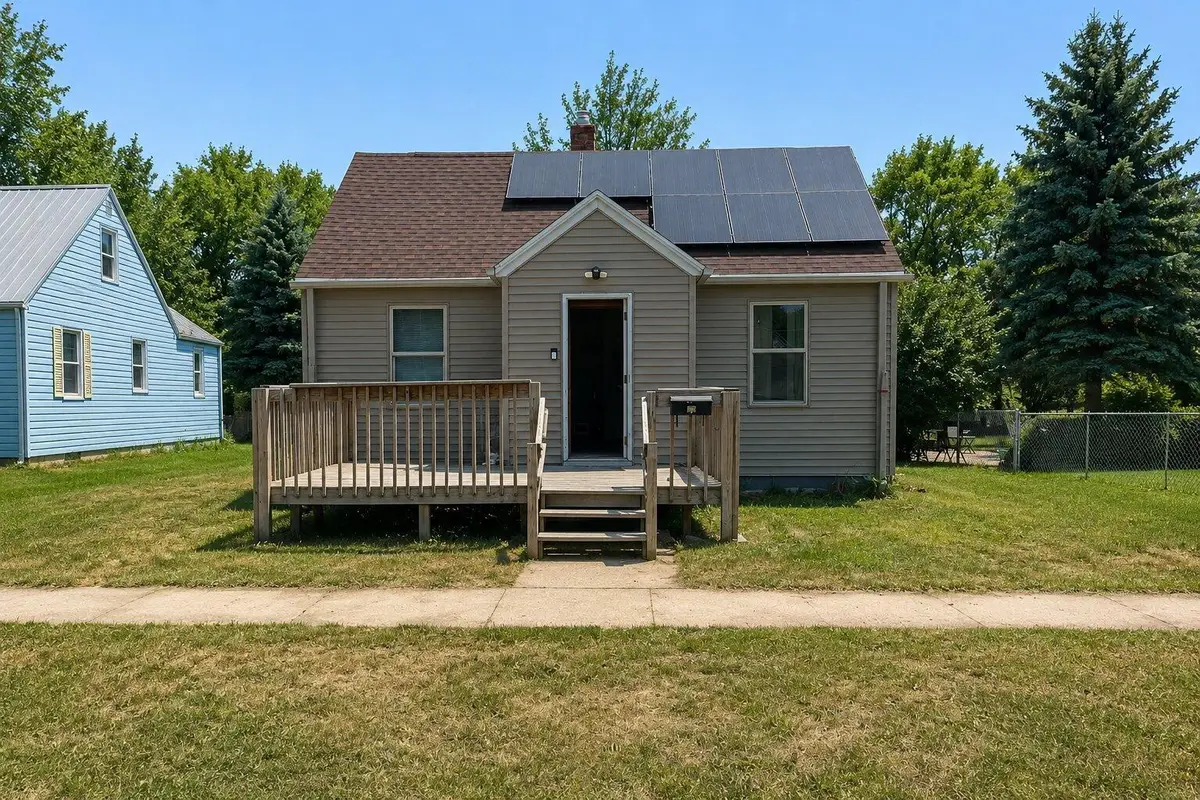812 2nd Street Sw, Pipestone, MN 56164 - #1