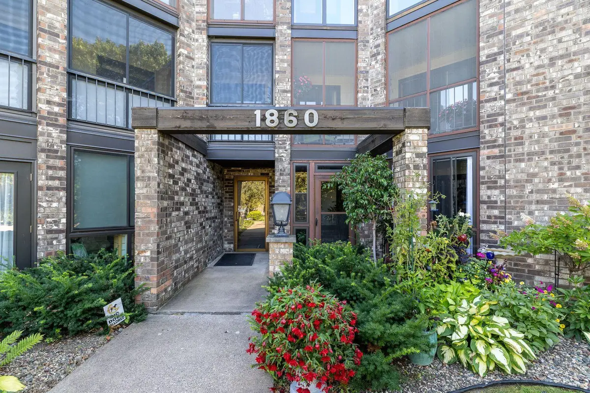 1860 Eagle Ridge Drive #W304, Mendota Heights, MN 55118 - #1