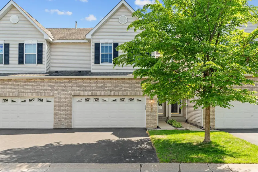 1353 White Oak Drive, Chaska, MN 55318 - #3