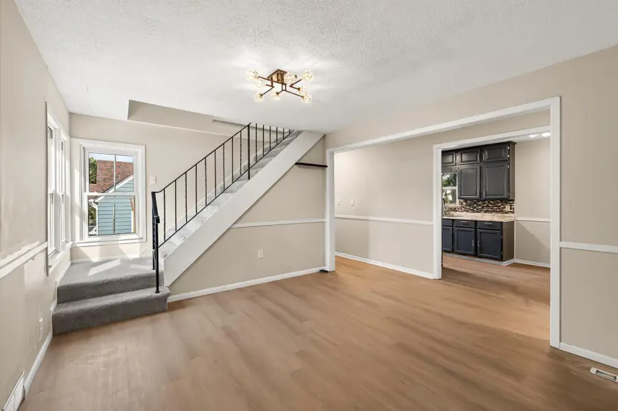 2057 Sherwood Avenue, Saint Paul, MN 55119 - #3