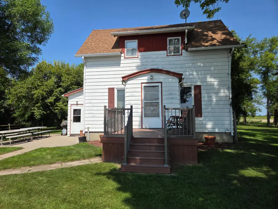 60713 150th St, Chokio, MN 56221 - #3