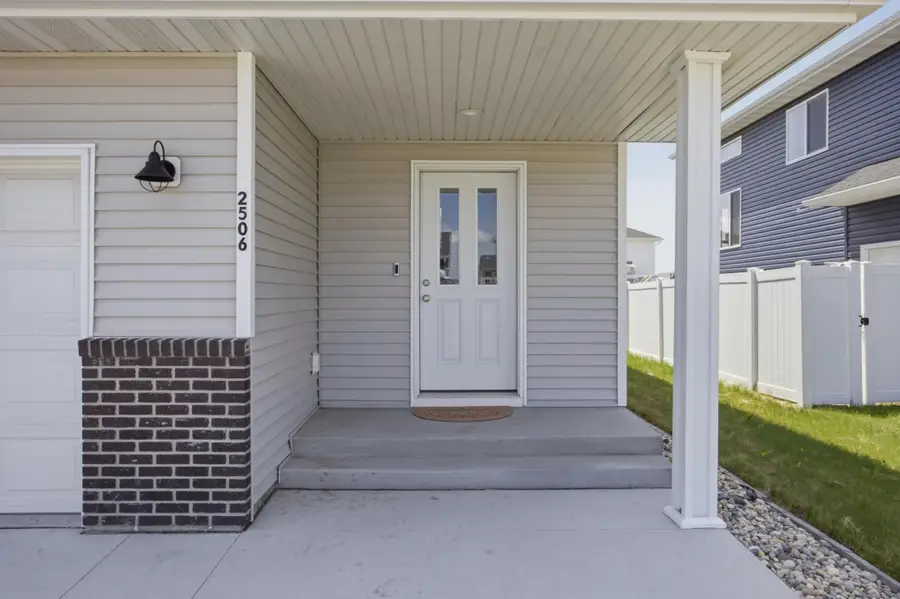 2506 Fulton Loop S, Fargo, ND 58104 - #3