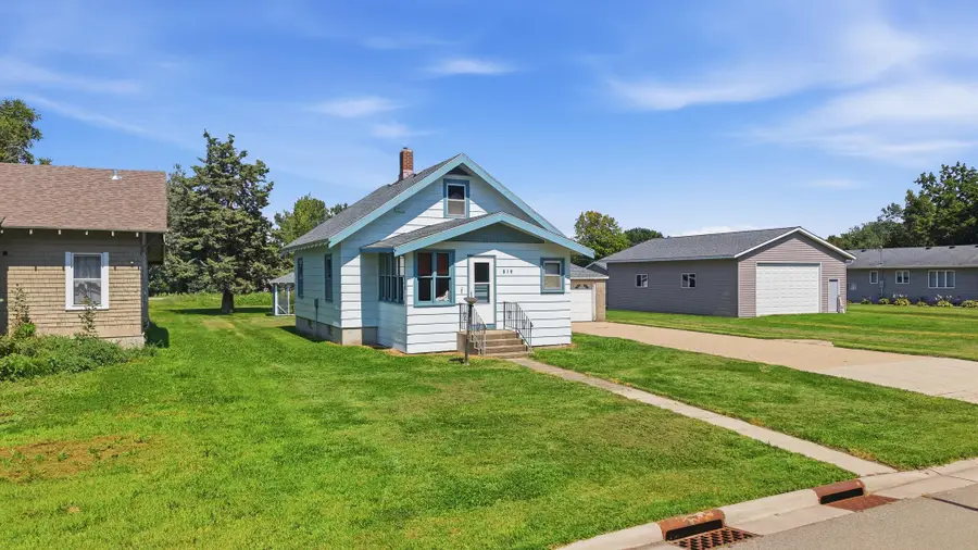 519 2nd Avenue Nw, Winnebago, MN 56098 - #3