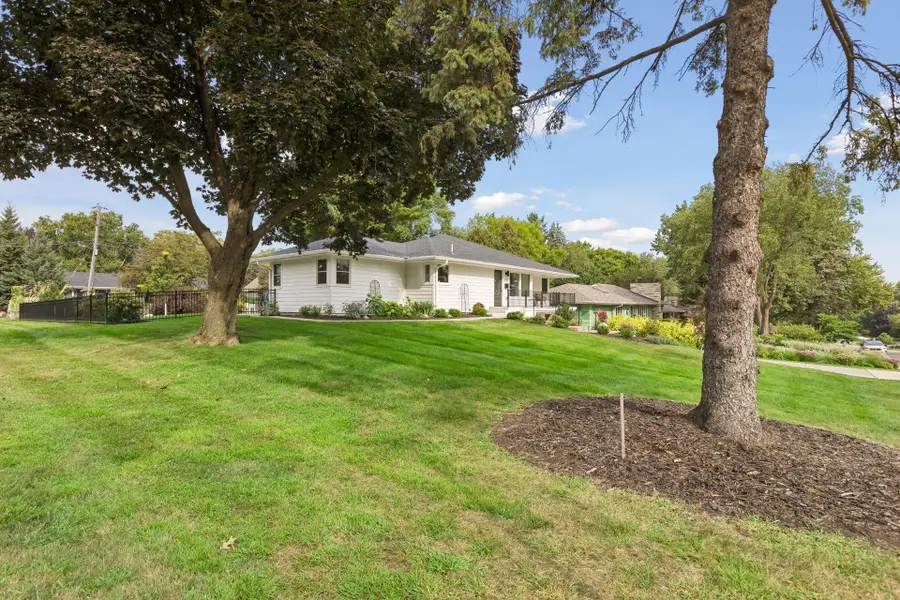 5724 Code Avenue, Edina, MN 55436 - #3