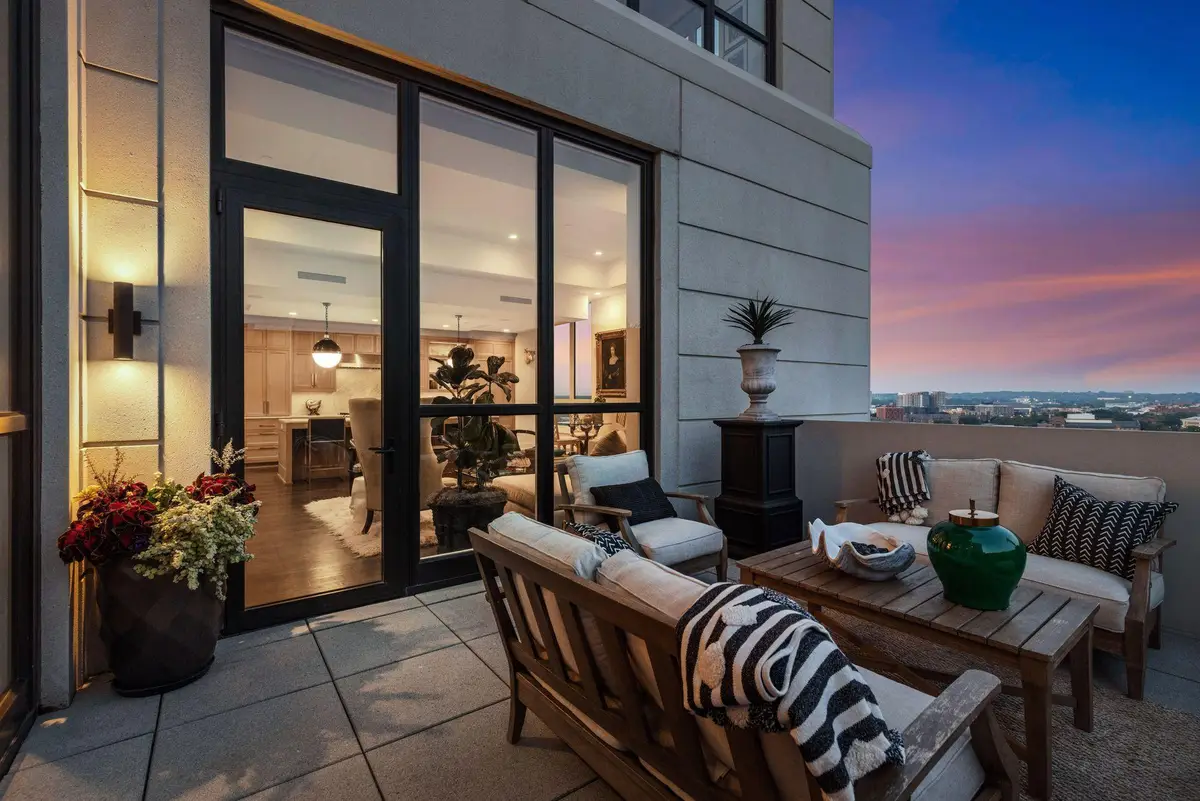 1111 W River Parkway #15E, Minneapolis, MN 55415 - #1