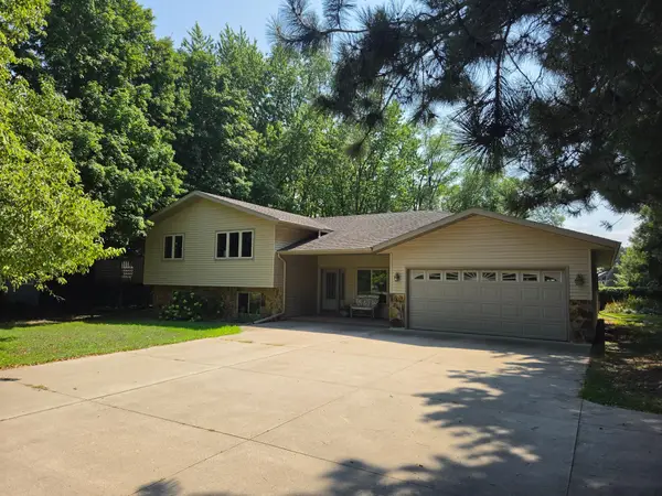 8311 County Road 6, Rockville, MN 56301