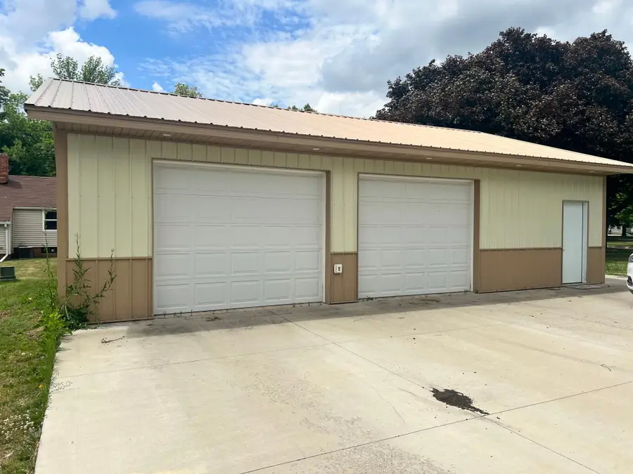 317 W 2nd Street, Madison, MN 56256 - #3