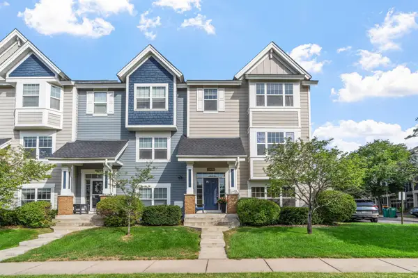 15650 Cobblestone Lake Parkway #1105, Apple Valley, MN 55124