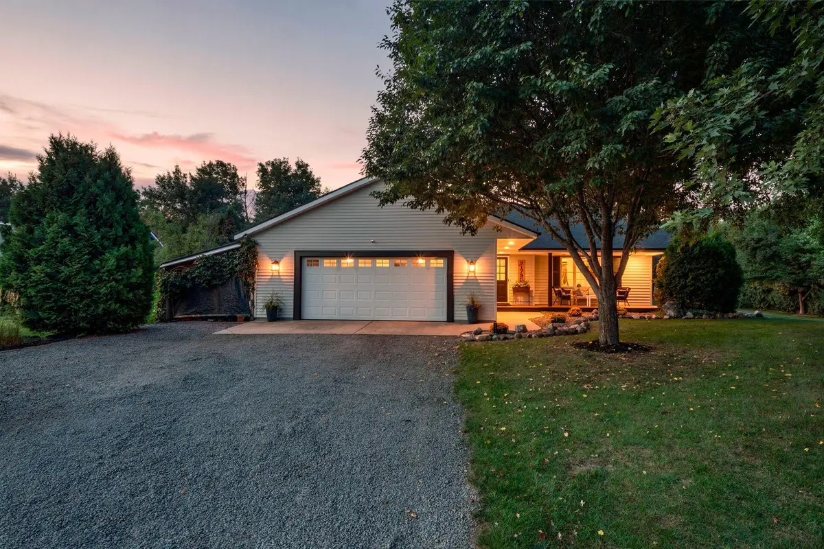 31795 Lakeway Drive Ne, Cambridge, MN 55008 - #1