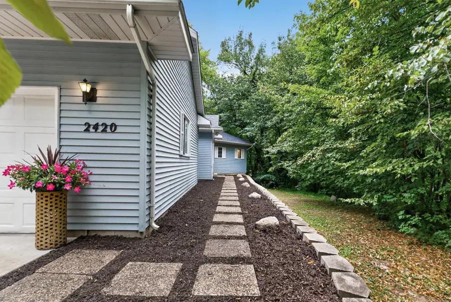2420 Lachman Avenue Ne, Saint Michael, MN 55376 - #2