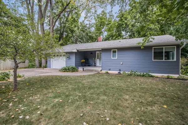 261 6th Street S, Bayport, MN 55003