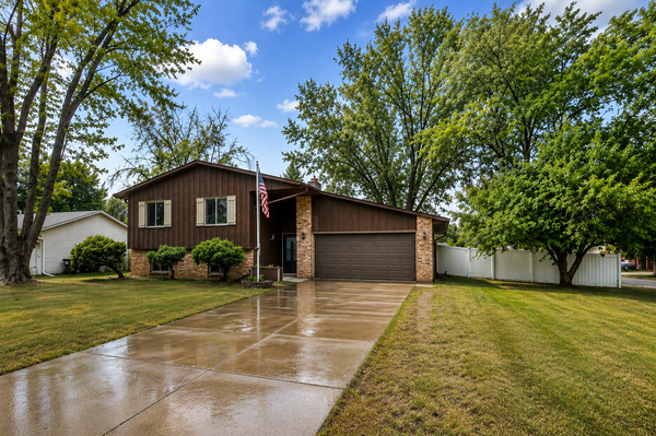 7300 Illies Avenue S, Cottage Grove, MN 55016
