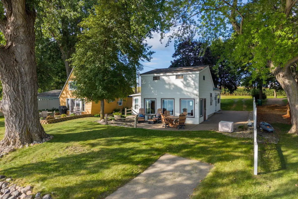 7014 Laura Lane, Saint Peter, MN 56082 - #1
