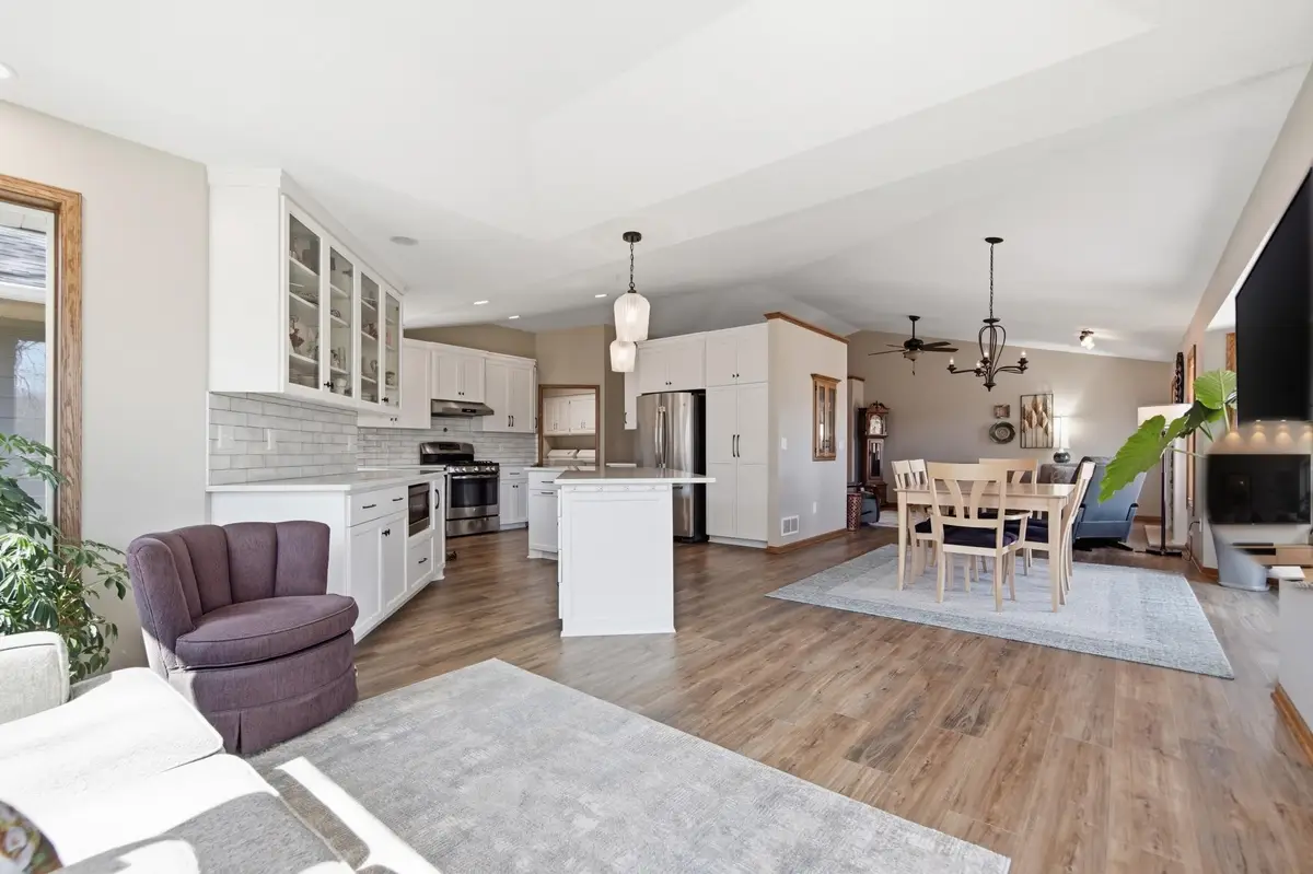 19331 Baldwin Street Nw, Elk River, MN 55330 - #1