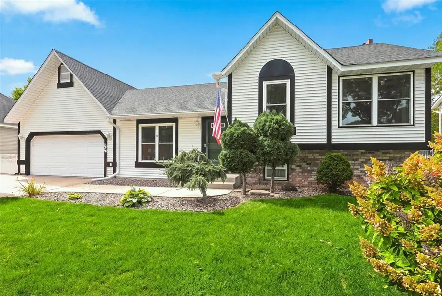 7474 Jeffery Lane S, Cottage Grove, MN 55016 - #2