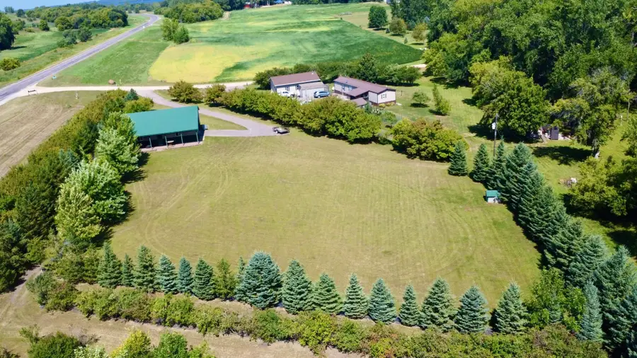 48479 Baileys Bay Road, Big Stone City, SD 57216 - #2