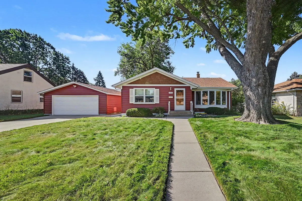 1258 Ryan Avenue W, Roseville, MN 55113 - #1