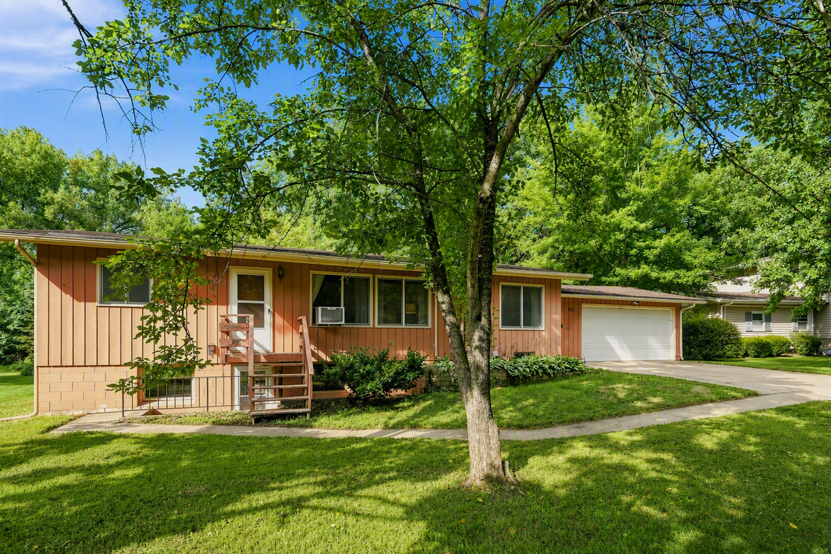 213 8th Avenue N, Sartell, MN 56377 - #1