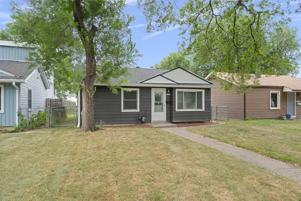 5226 Girard Avenue N, Minneapolis, MN 55430