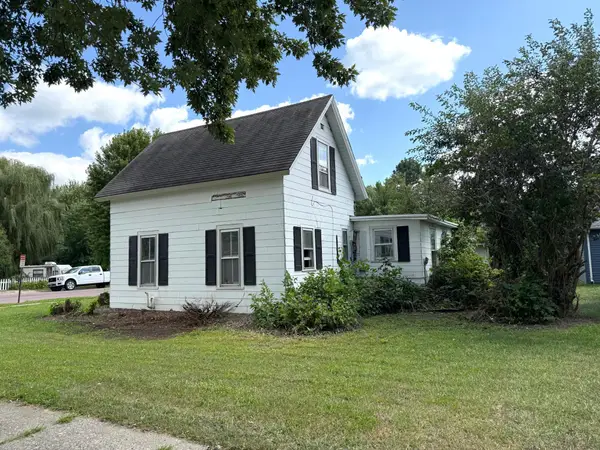 802 S Halvorson Street, Redwood Falls, MN 56283