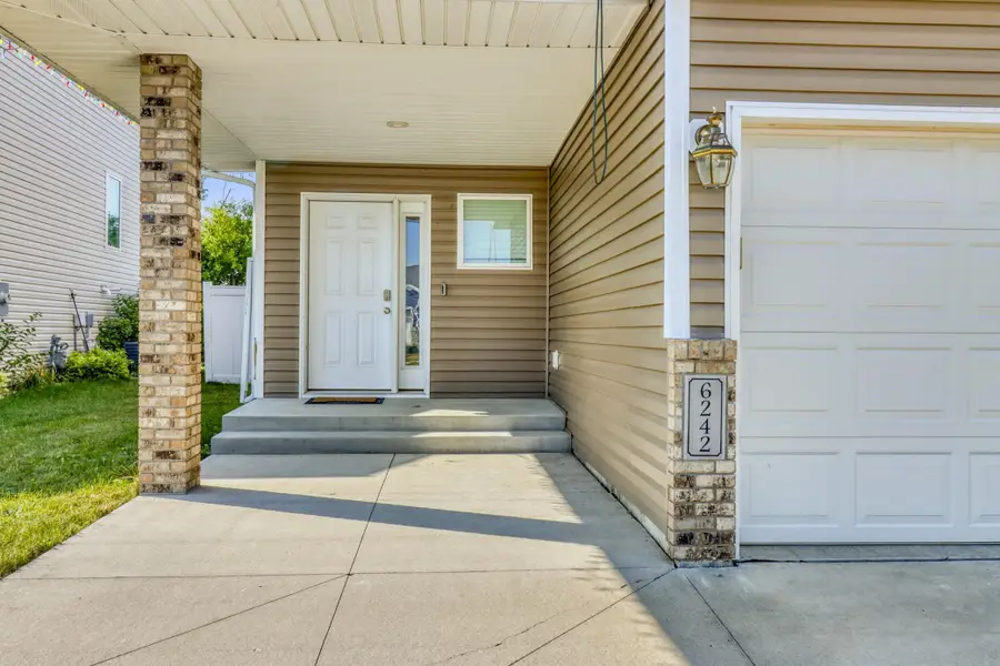 6242 63rd Avenue S, Fargo, ND 58104 - #2