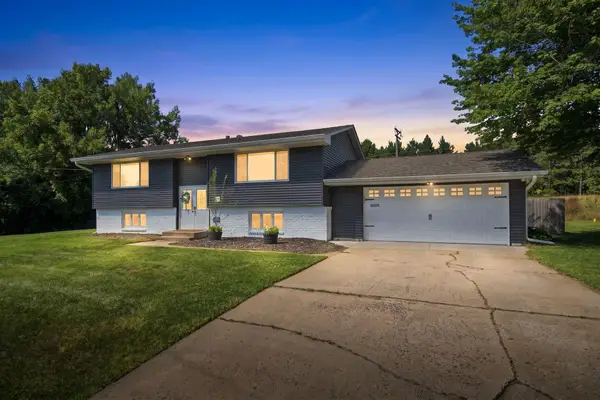 10201 209th Street N, Forest Lake, MN 55025