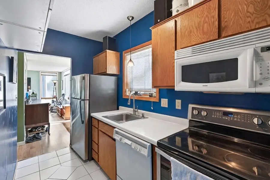 3059 Lake Shore Drive #A, Minneapolis, MN 55416 - #2