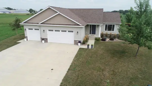 531 Glynn Avenue Ne, Grand Meadow, MN 55936