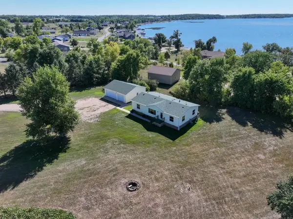 1695 Sunset Access Road Se, Alexandria, MN 56308