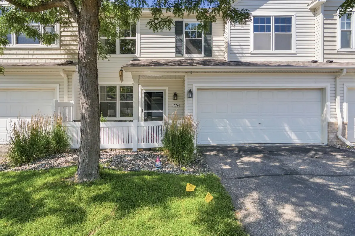 1574 Liberty Circle, Shakopee, MN 55379 - #1