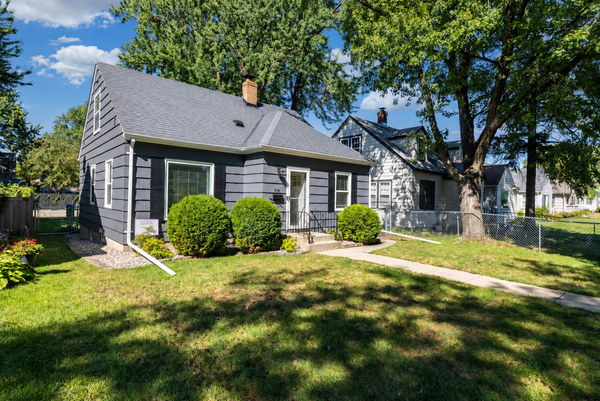 3116 Hampshire Avenue S, Saint Louis Park, MN 55426