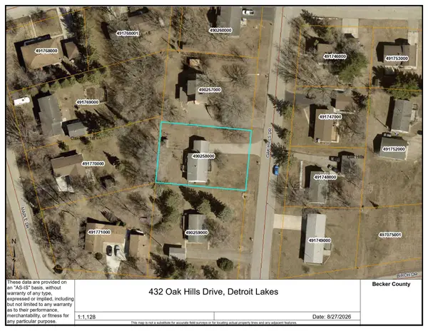 432 Oak Hills Drive, Detroit Lakes, MN 56501