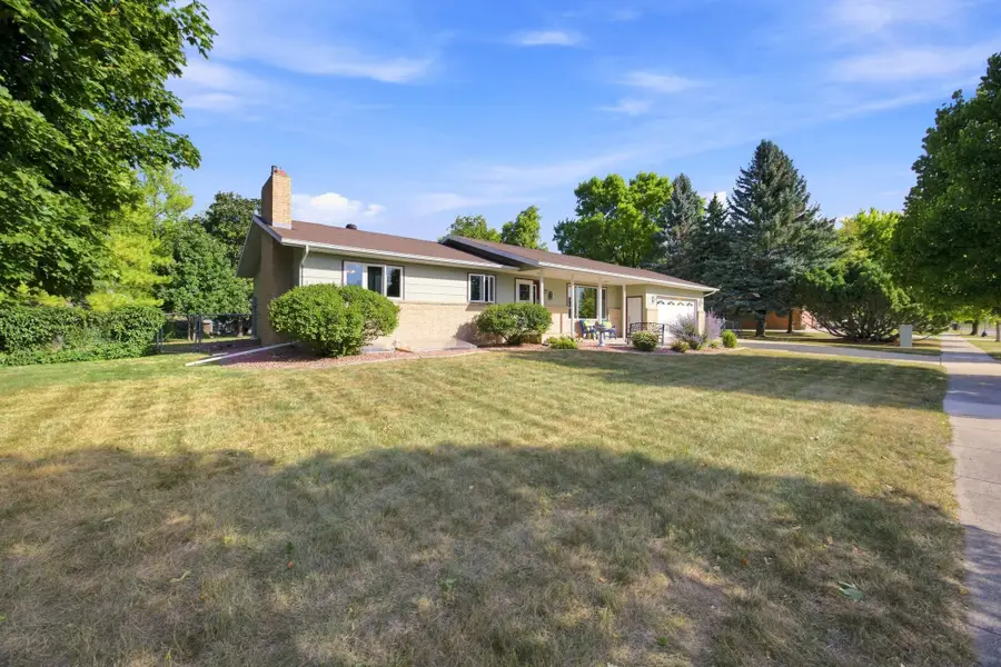 3657 River Drive S, Fargo, ND 58104 - #2