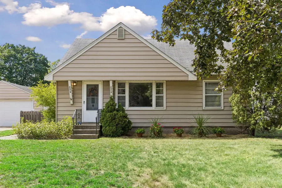 2578 17th Avenue Nw, New Brighton, MN 55112 - #3