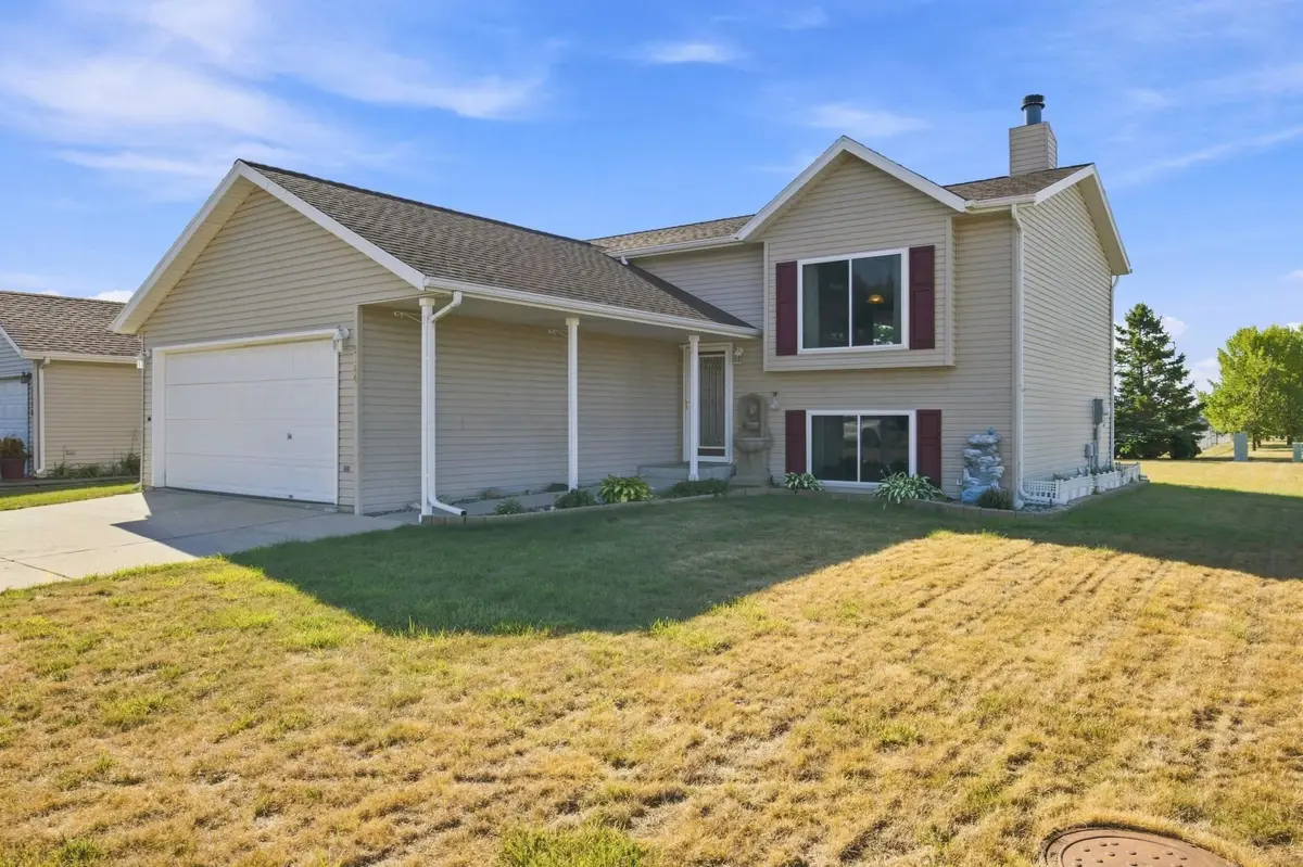 5164 10th Avenue S, Fargo, ND 58103 - #1