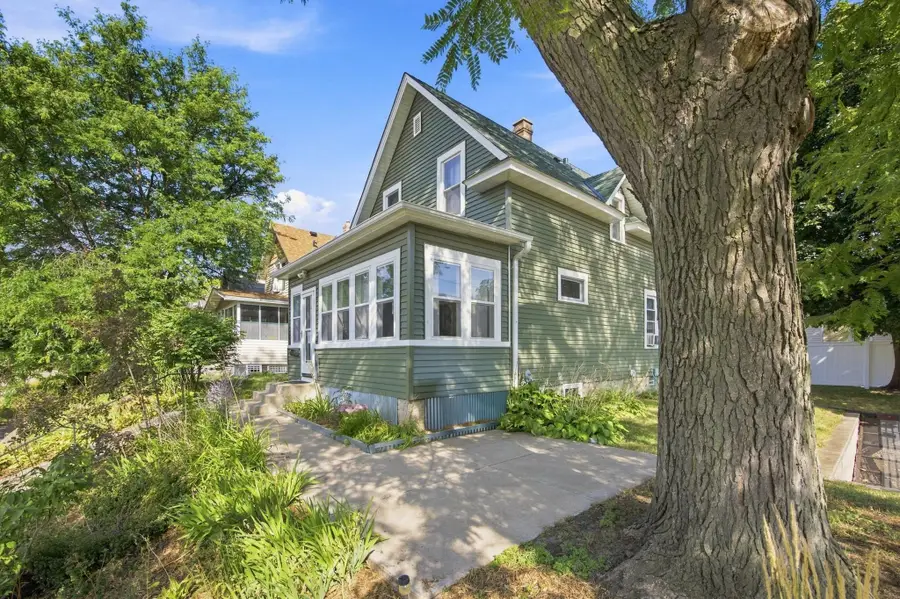 1825 Minnehaha Avenue W, Saint Paul, MN 55104 - #3