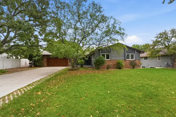 112 108th Avenue Nw, Coon Rapids, MN 55448