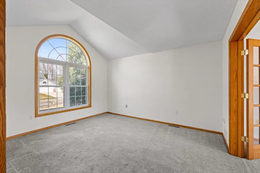 952 Moonlight Drive, Woodbury, MN 55125 - #3