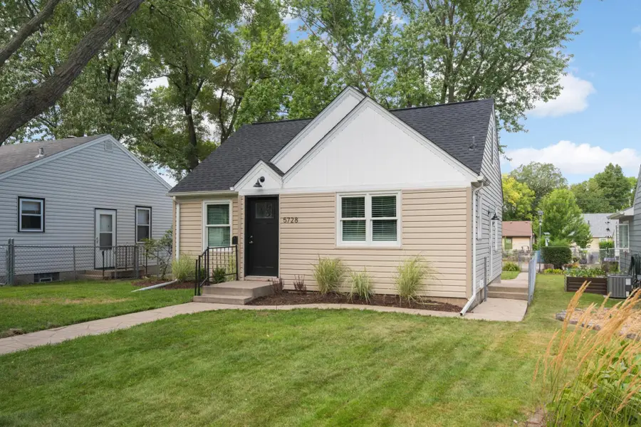 5728 41st Avenue S, Minneapolis, MN 55417 - #2