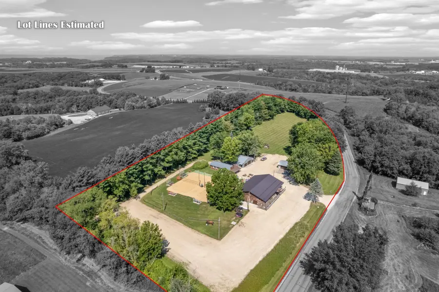 S3165 County Road M, Fountain City, WI 54629 - #3