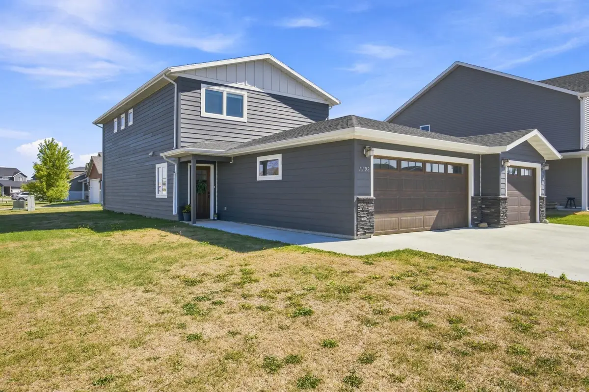 1102 Lilac Lane, Moorhead, MN 56560 - #1