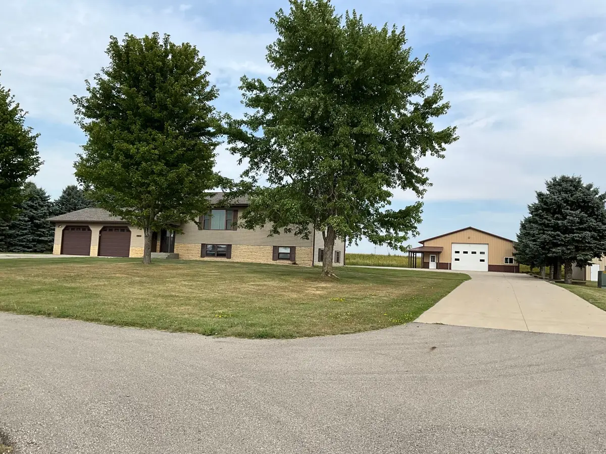 25227 State Highway 23, Roscoe, MN 56371 - #1