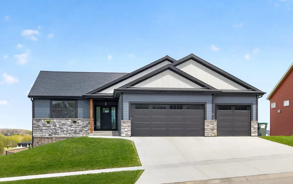 43 13th Street Ne, Byron, MN 55920 - #1