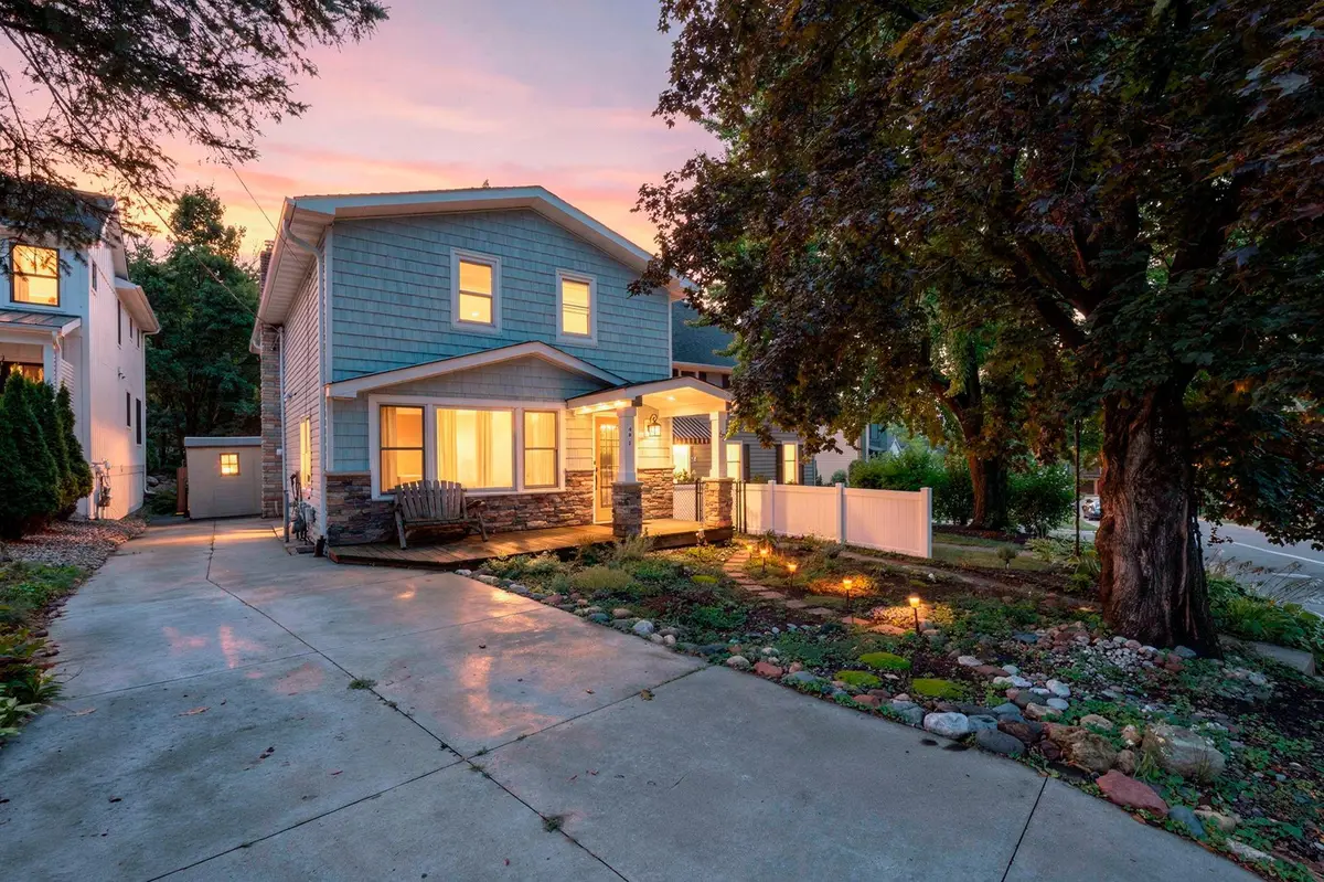 62 Juniper Street, Mahtomedi, MN 55115 - #1