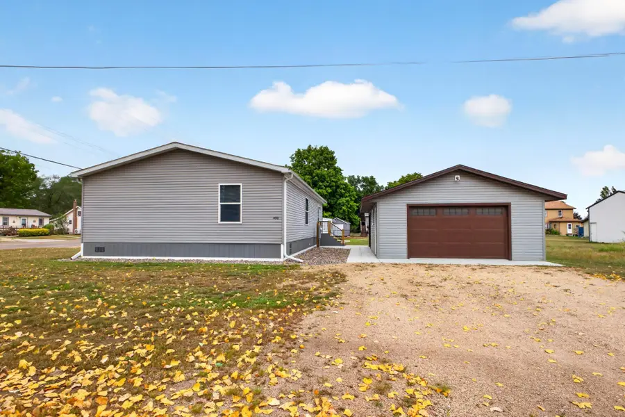 400 E Baldwin Avenue, Kellogg, MN 55945 - #3