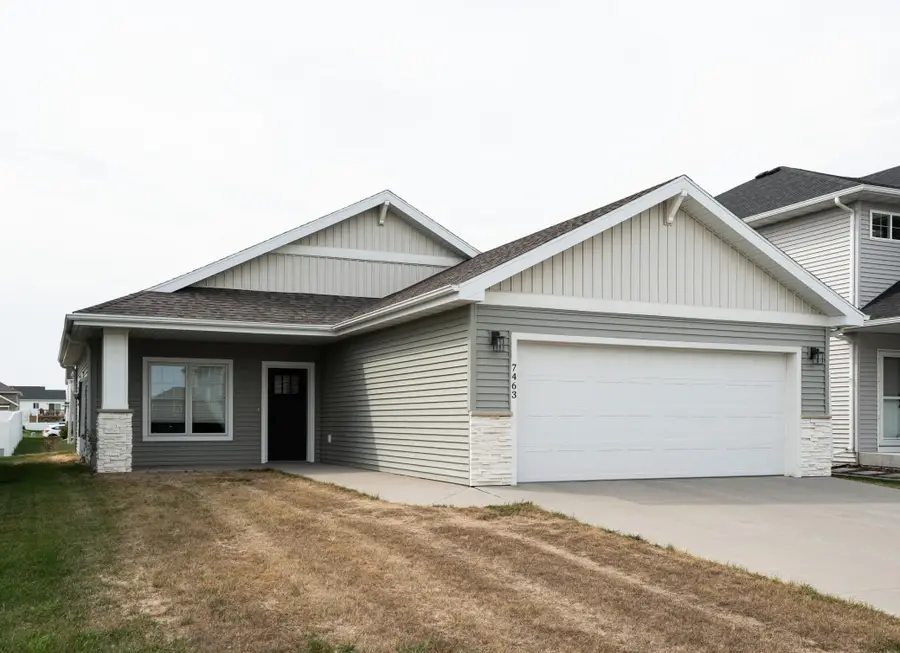 7463 17th Street S, Fargo, ND 58104 - #2