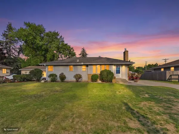 6306 Lee Avenue N, Brooklyn Center, MN 55429